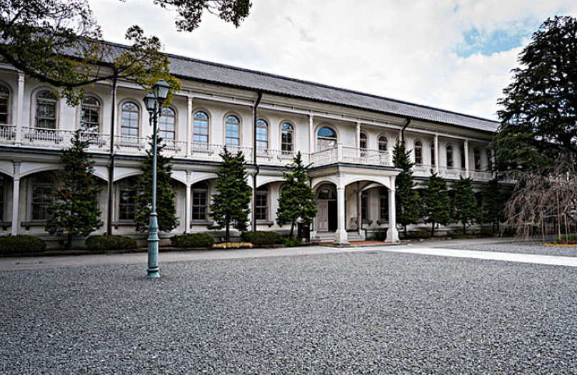 南充市華西中等職業技術學校