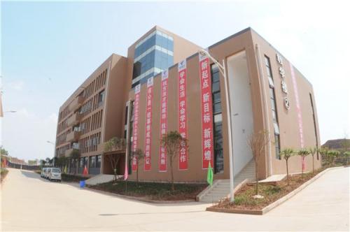 四川希望汽車職業(yè)學院