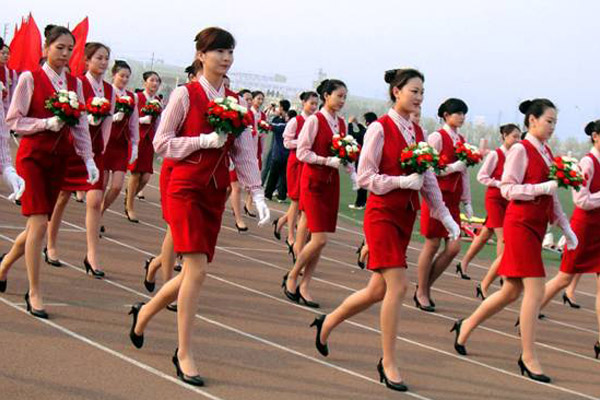 簡(jiǎn)陽(yáng)職業(yè)學(xué)院招生是否有高鐵乘務(wù)專業(yè)